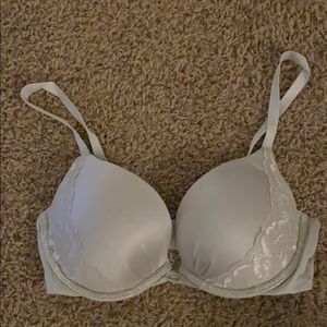 Victoria’s Secret Fabulous Bra